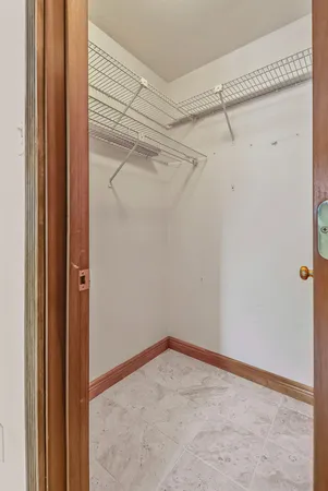 $155,000 | 1066 Millpond Road, Unit G, Valparaiso, IN 46385