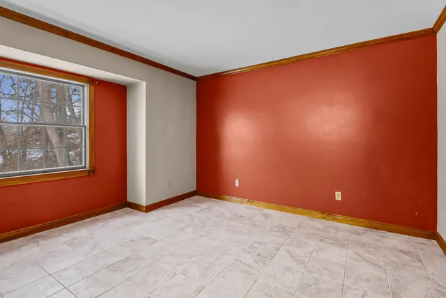 $165,000 | 1066 Millpond Road, Unit G, Valparaiso, IN 46385