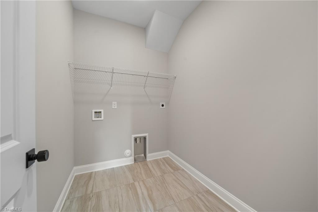 4760 Skylark Road Pfafftown, NC 27040 - Photo 15 of 41 Gallery Image 15