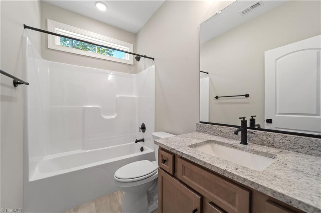 4760 Skylark Road Pfafftown, NC 27040 - Photo 24 of 41 Gallery Image 24
