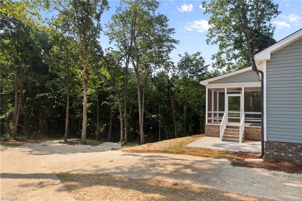 4760 Skylark Road Pfafftown, NC 27040 - Photo 37 of 41 Gallery Image 37