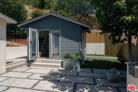 $1,049,000 | 319 West Ave 45, Los Angeles, CA 90065