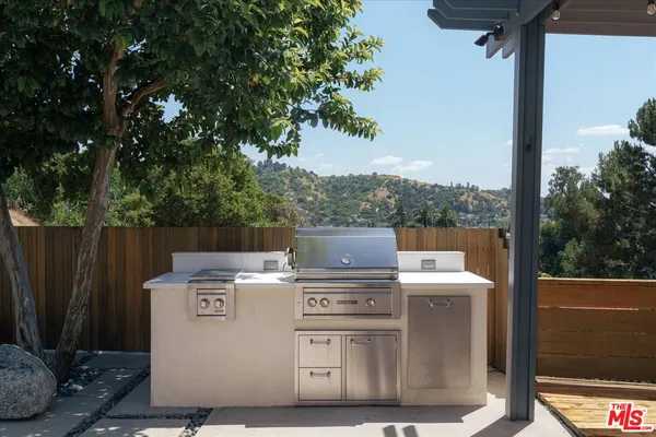 $1,049,000 | 319 West Ave 45, Los Angeles, CA 90065