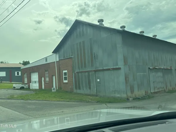 $800 | 902-904 Jefferson Street, Unit 7, Greeneville, TN 37745