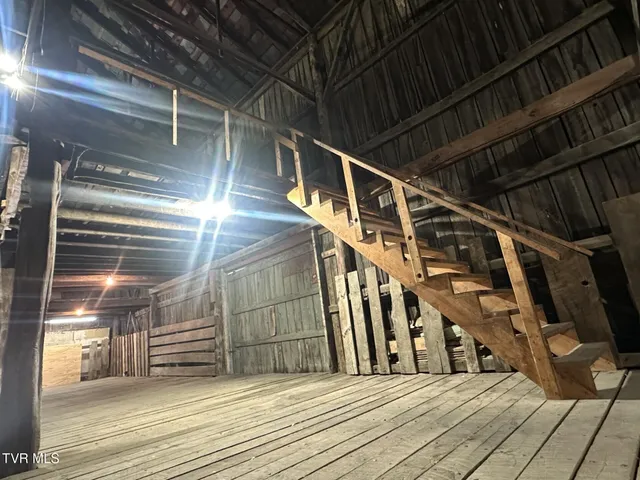 $1,000 | 902-904 Jefferson Street, Unit 7, Greeneville, TN 37745