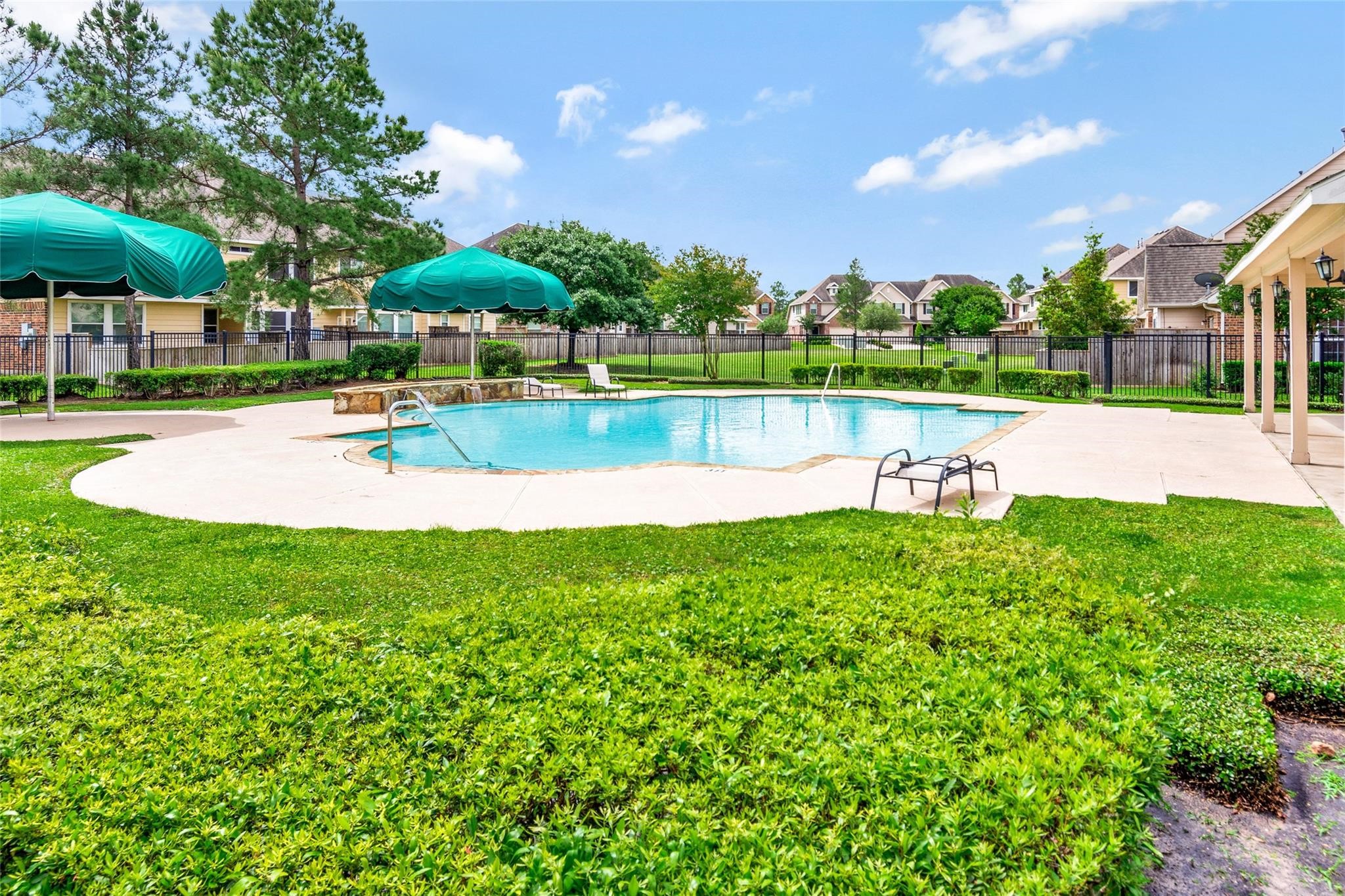 1648 Grable Cove Lane Spring, TX 77379 - Photo 4 of 32