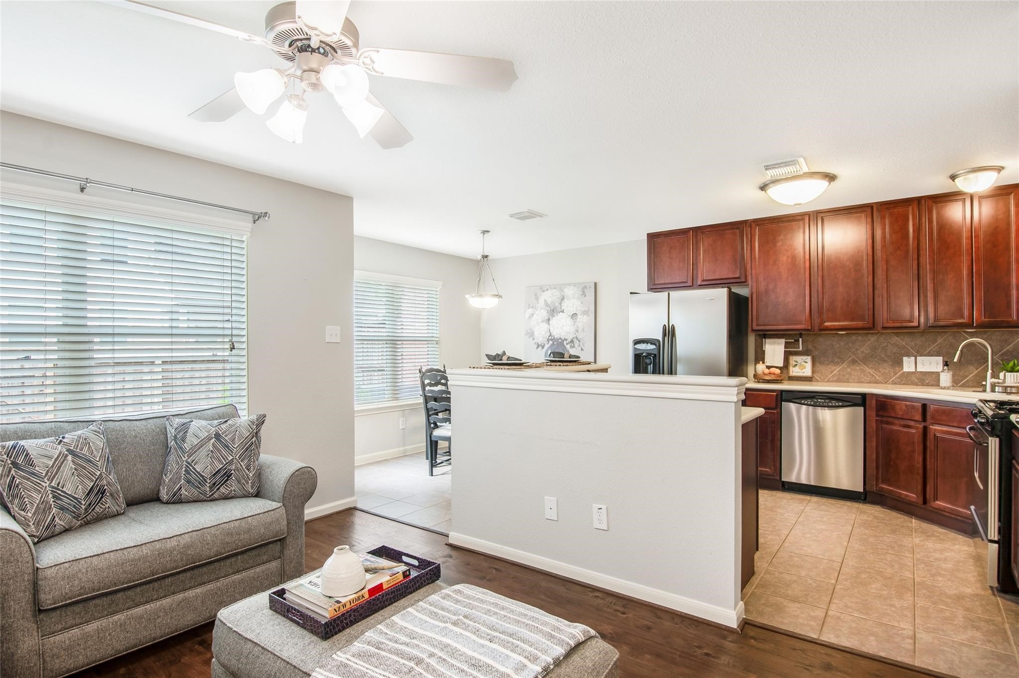 1648 Grable Cove Lane Spring, TX 77379 - Photo 8 of 32