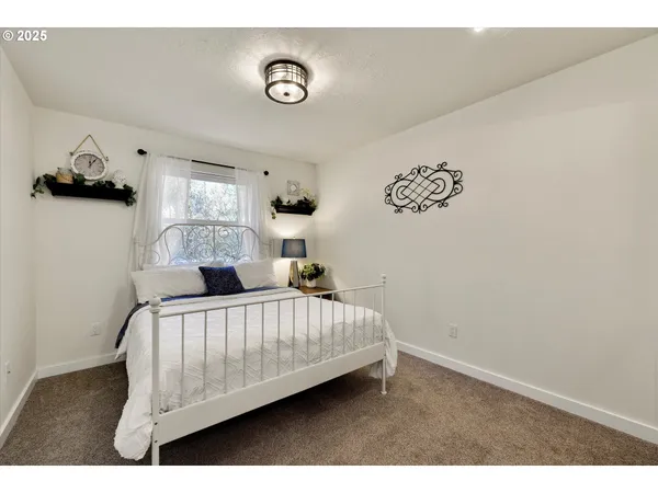 $1,274,000 | 15451 Southeast Woodland Heights Road, Amity, OR 97101