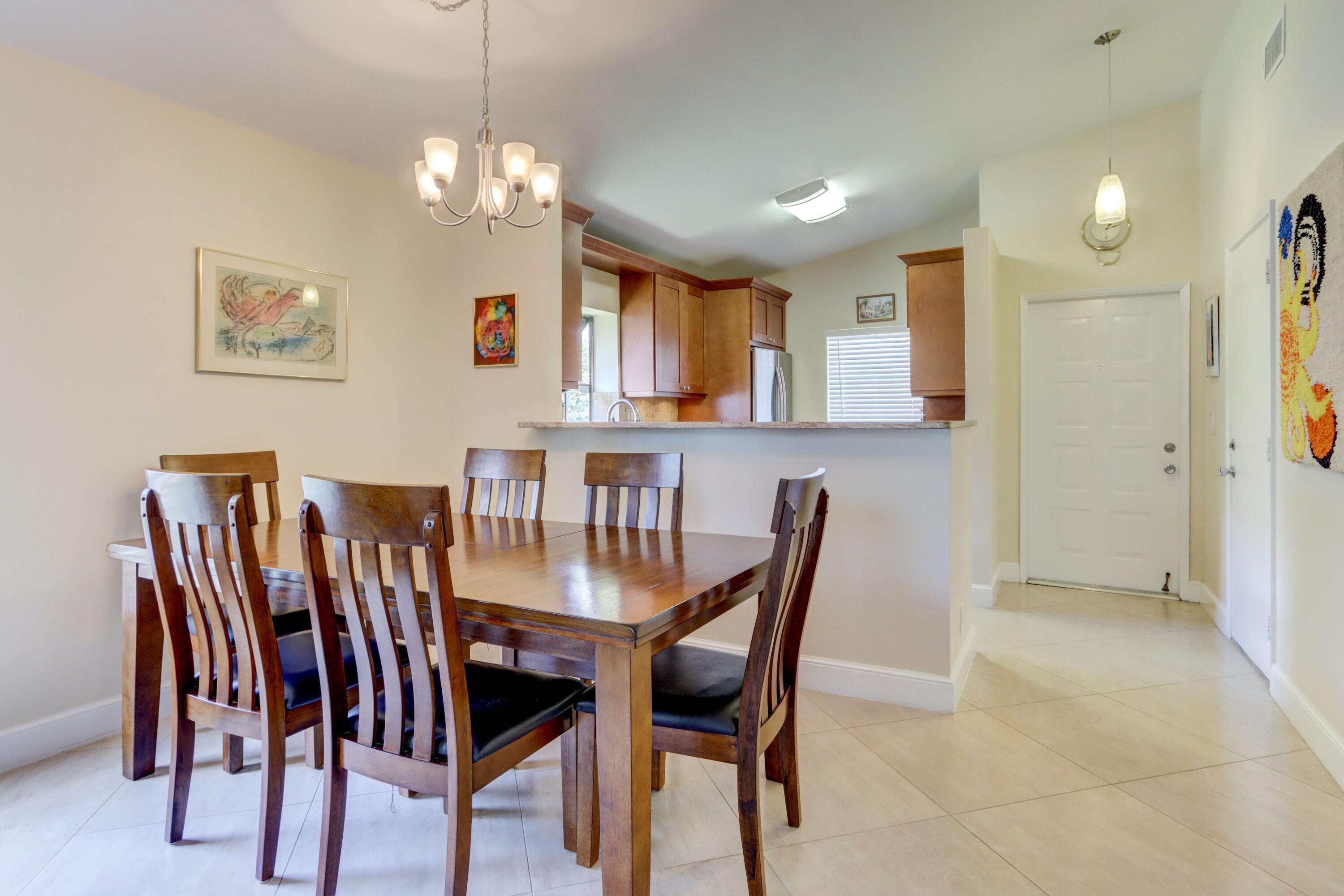 8092 Sweetbriar Way Boca Raton, FL 33496 - Photo 7 of 17 Dining Area