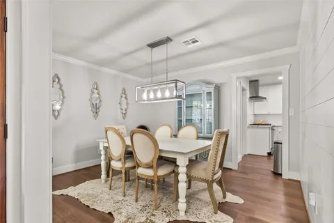 $669,000 | 10618 Cranbrook Road, Houston, TX 77042