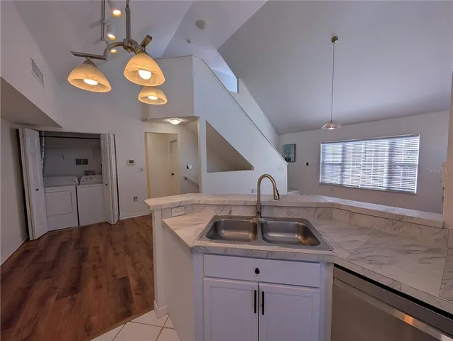 $1,675 | 10536 Windsor Lake Court, Unit 10536, Tampa, FL 33626