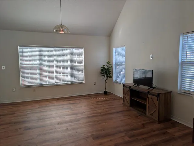 $1,675 | 10536 Windsor Lake Court, Unit 10536, Tampa, FL 33626