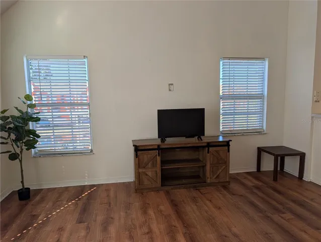 $1,675 | 10536 Windsor Lake Court, Unit 10536, Tampa, FL 33626