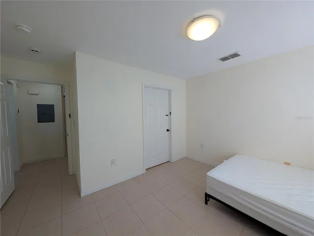 $1,675 | 10536 Windsor Lake Court, Unit 10536, Tampa, FL 33626