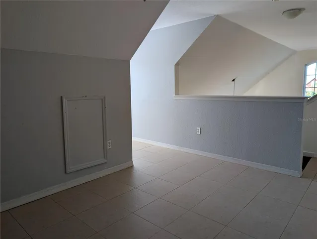 $1,675 | 10536 Windsor Lake Court, Unit 10536, Tampa, FL 33626