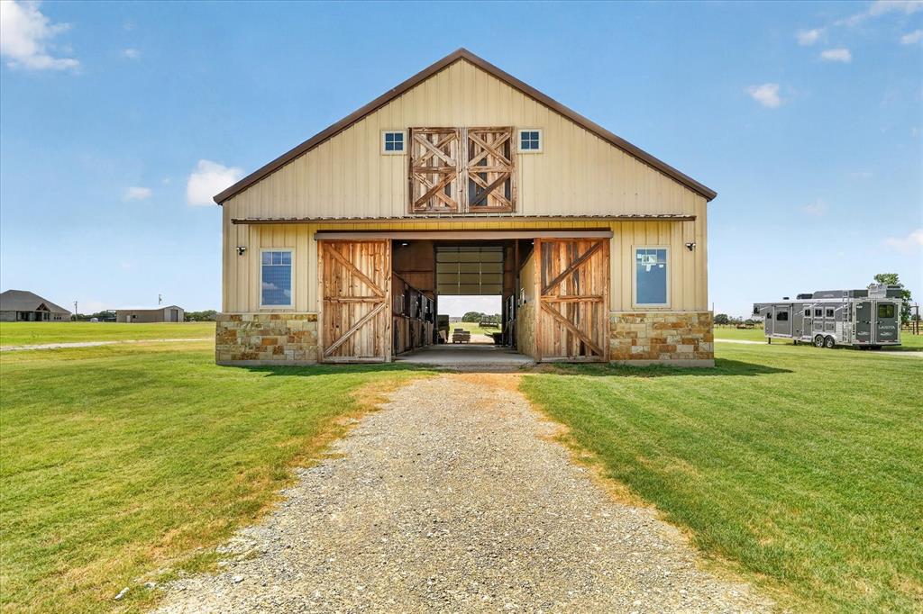 2250 Campbell Road Tolar, TX 76476 - Photo 1 of 39 Gallery Image 1