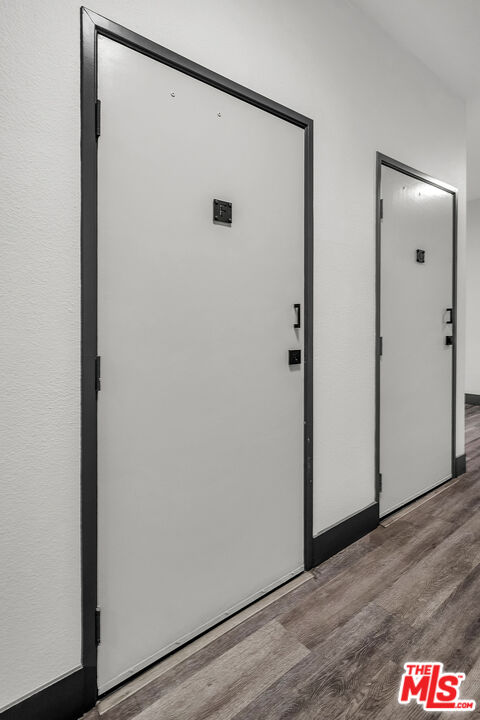8162 Manitoba Street, Unit 202 Playa del Rey, CA 90293 - Photo 30 of 34 a view of an empty room