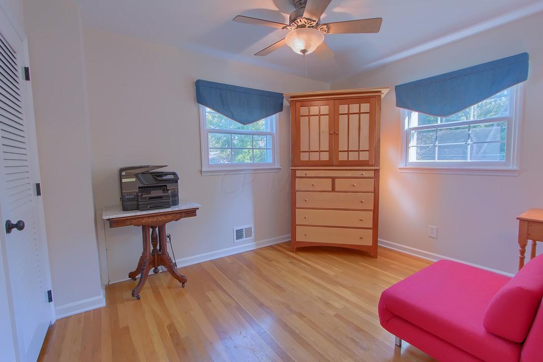 2231 Shoreham Road Columbus, OH 43220 - Photo 42 of 44