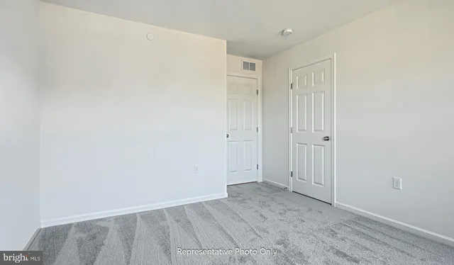 $339,200 | 7857 Oakbrook Drive, Harrisburg, PA 17112