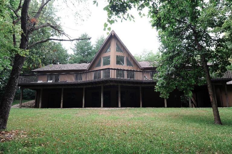 1307 South County Line Road Westville, IN 46391 - Photo 4 of 10 767x510