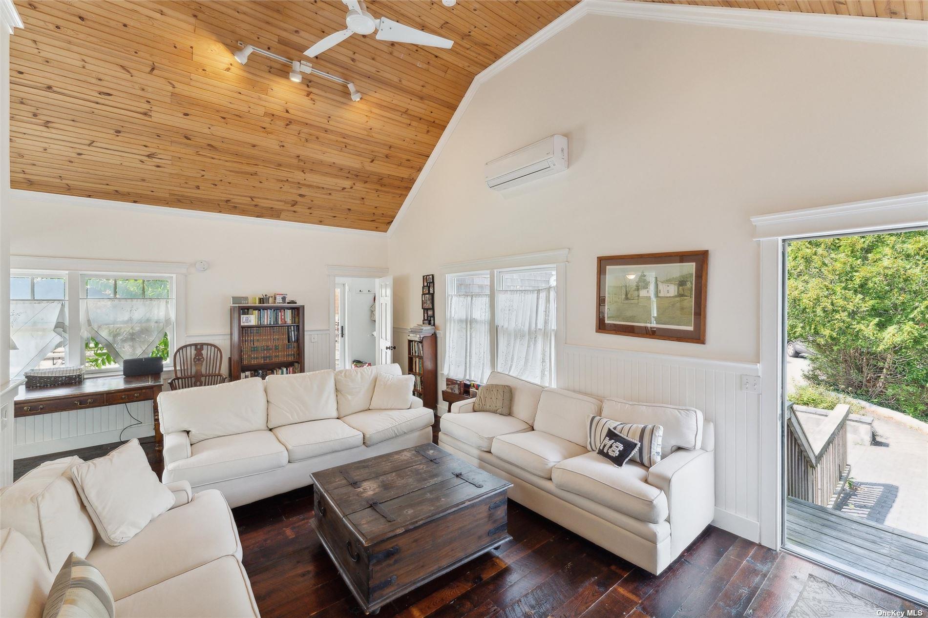 50 Old Main Road Quogue, NY 11959 - Photo 28 of 36