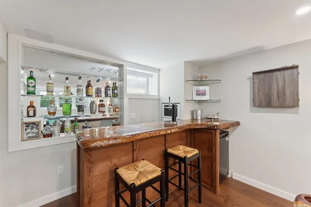 $30,000 | 50 Old Main Road, Quogue, NY 11959