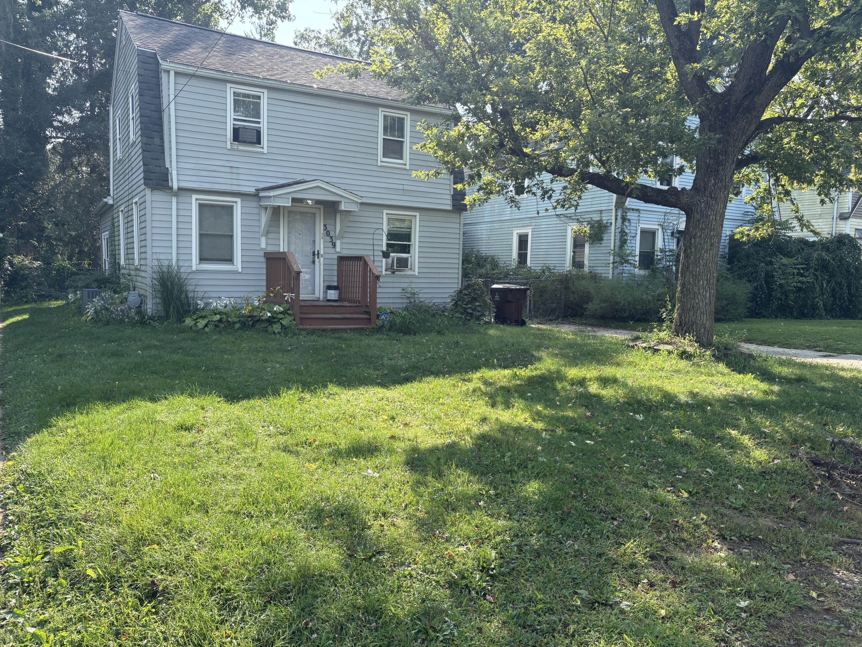 3039 Overhill Road Jackson, MI 49203 - Photo 2 of 32 IMG_5675