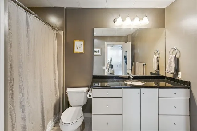 $1,800 | 835 Julia Street, Unit 2, New Orleans, LA 70113