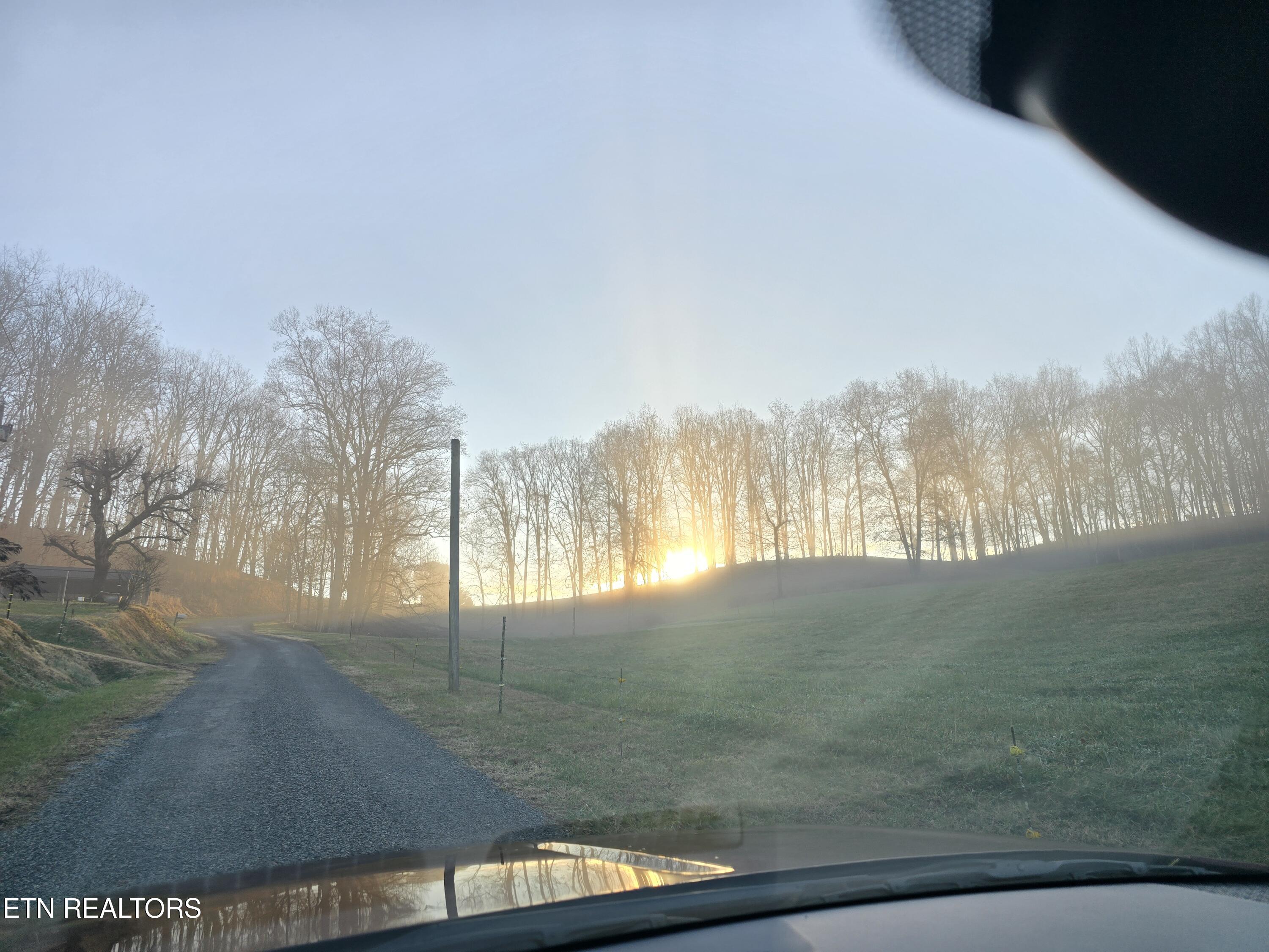 671 Shipley Ridge Road Tazewell, TN 37879 - Photo 2 of 9 20251206_082417