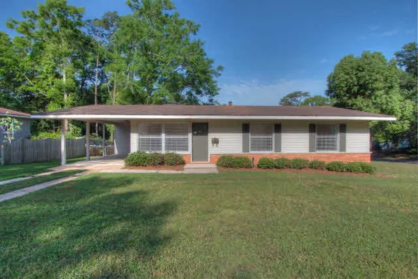 $1,500 | 56 Berglin Street, Fairhope, AL 36532