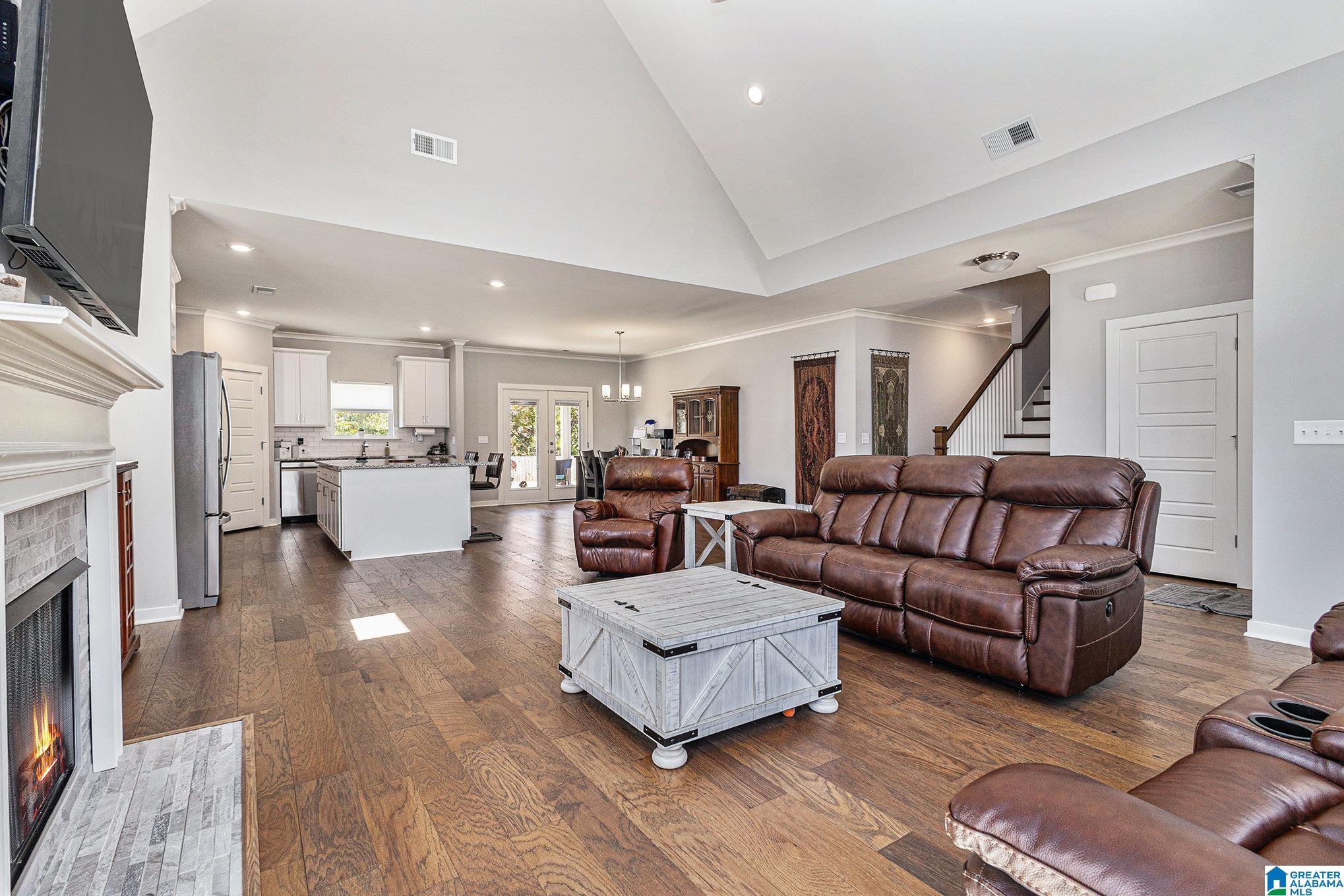 385 Taylor’s Way Moody, AL 35004 - Photo 5 of 36