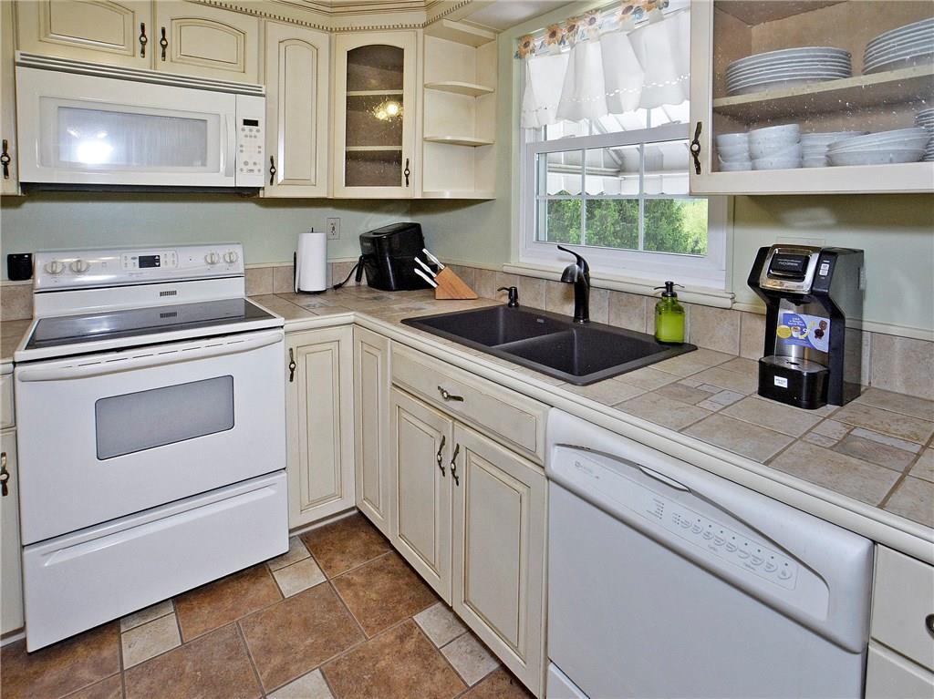 14 Kinzua Road Pittsburgh, PA 15239 - Photo 2 of 25 Gallery Image 2