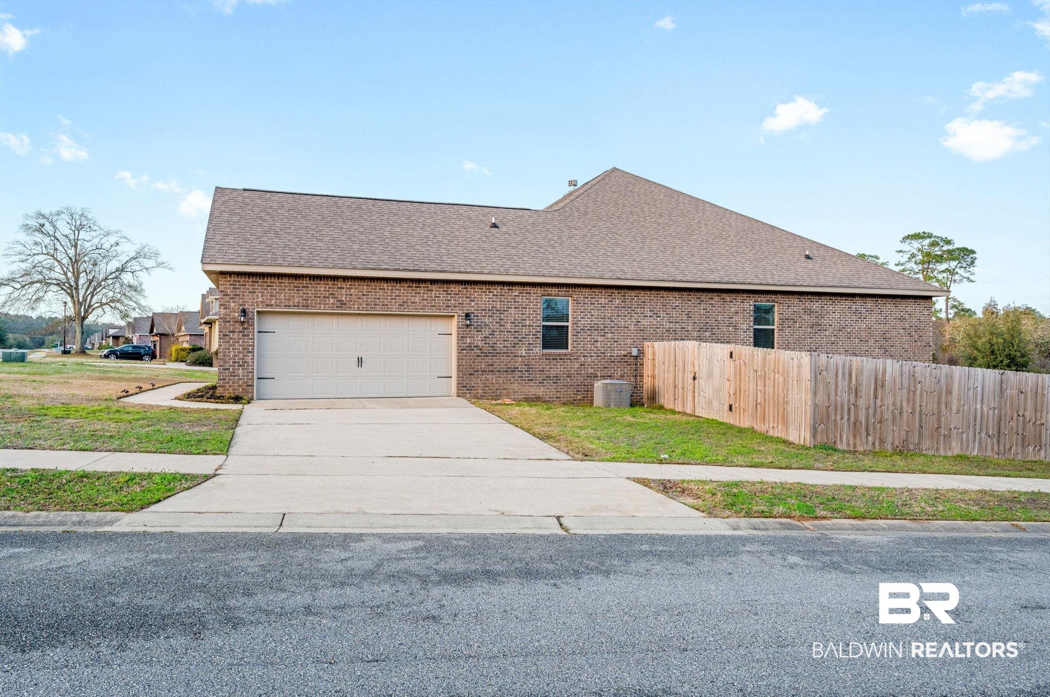 13149 Kinlock Falls Avenue Fairhope, AL 36532 - Photo 4 of 40
