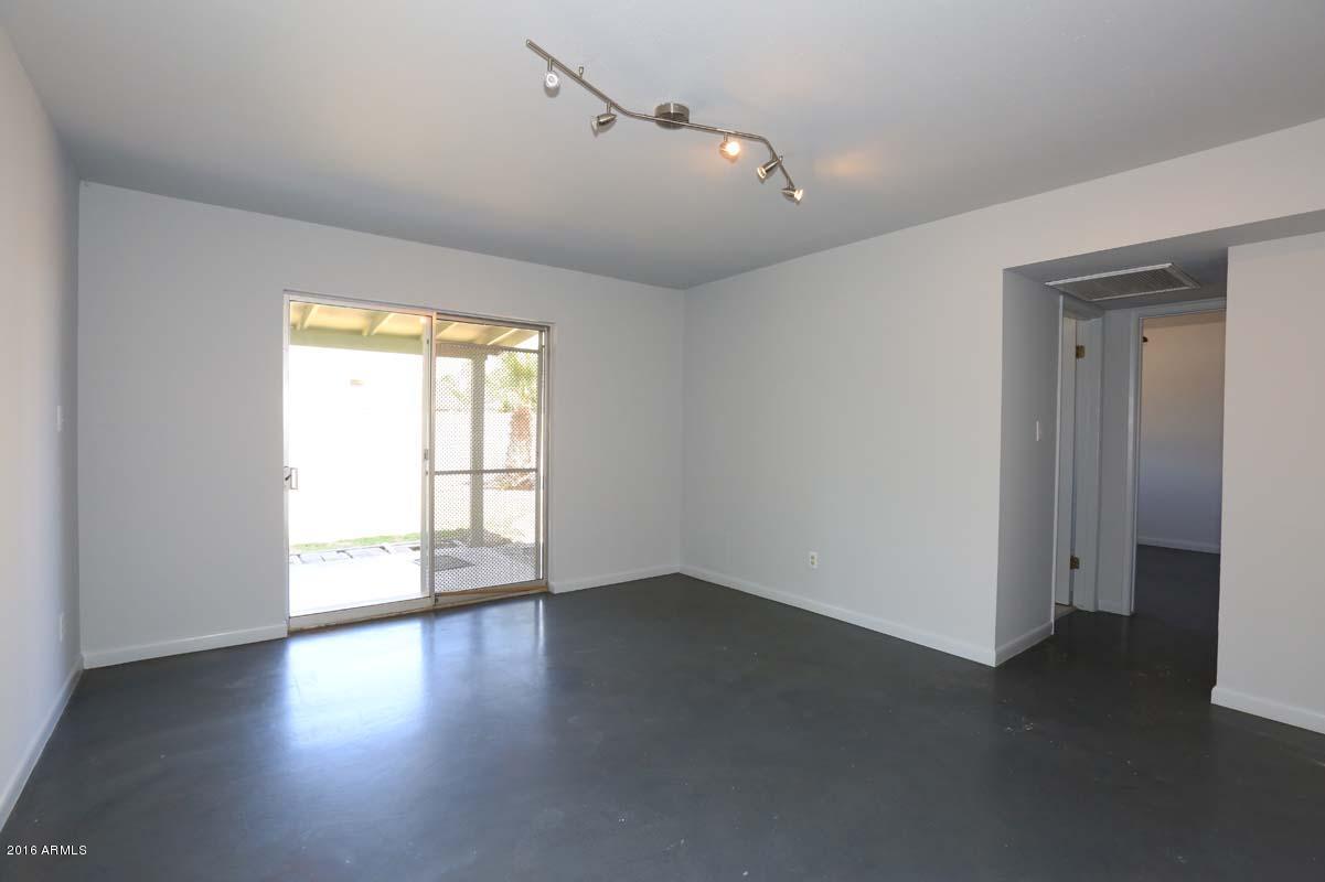 8308 East Camelback Road Scottsdale, AZ 85251 - Photo 5 of 28 Famiy Room