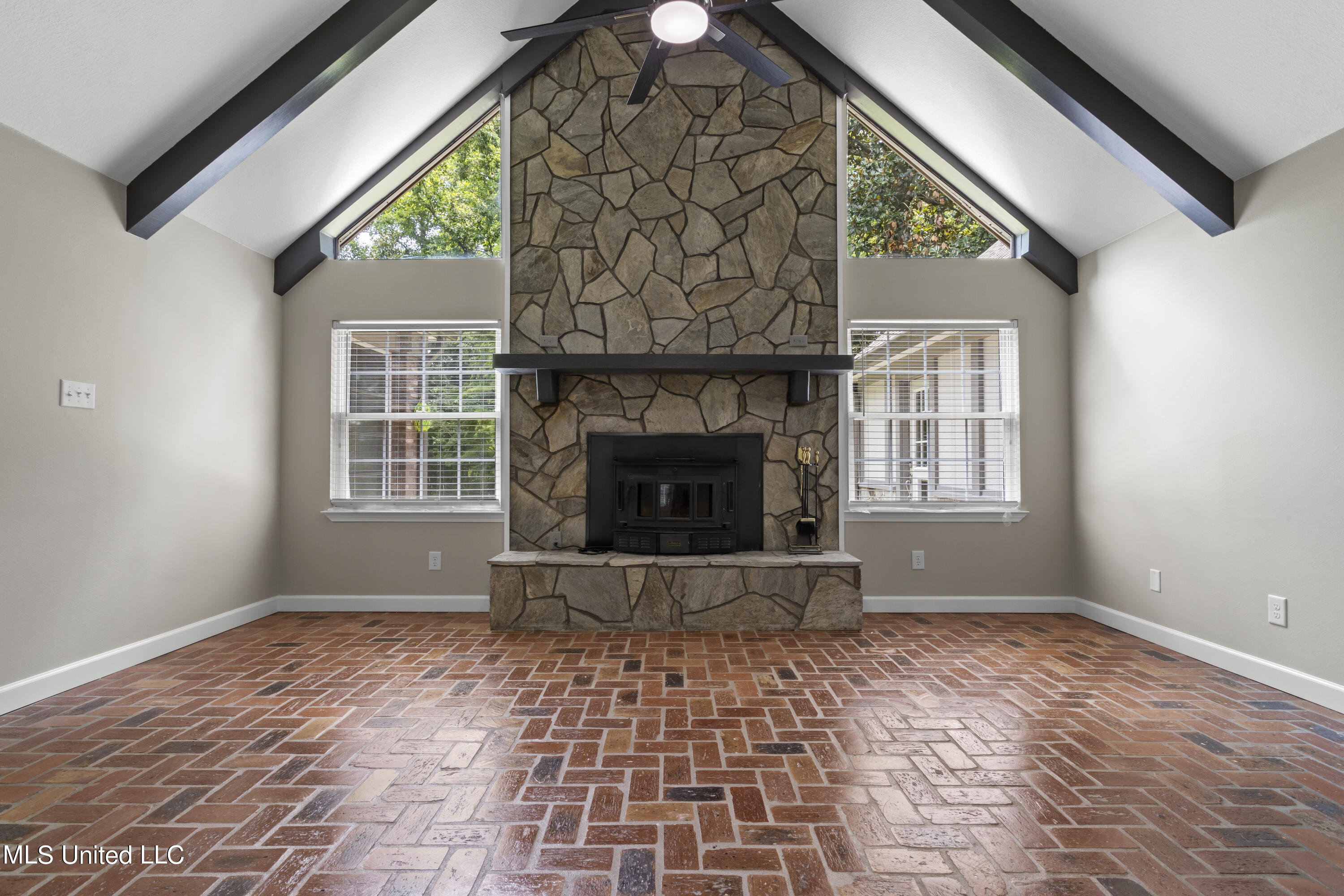 13505 Pine Road Ocean Springs, MS 39564 - Photo 12 of 48 012 (3)