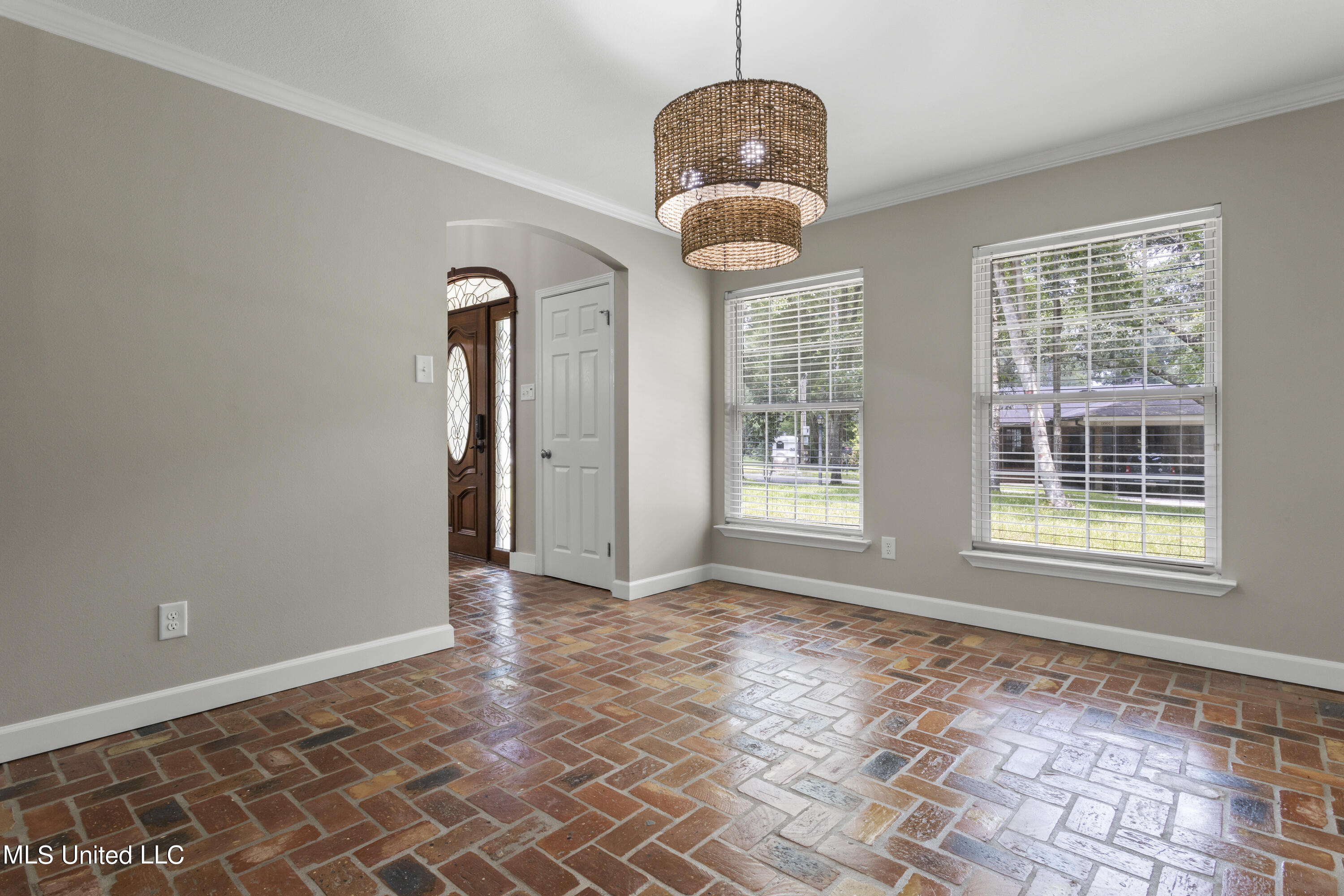 13505 Pine Road Ocean Springs, MS 39564 - Photo 19 of 48 020 (2)