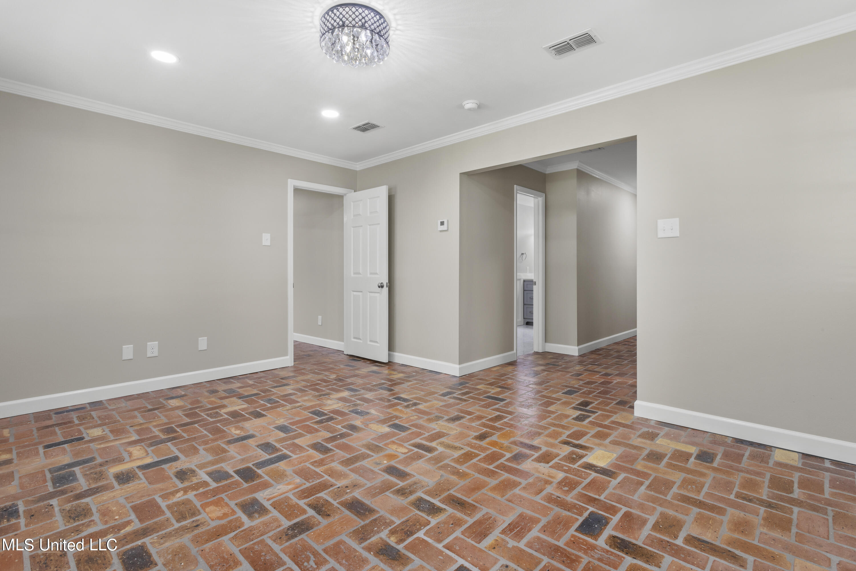 13505 Pine Road Ocean Springs, MS 39564 - Photo 21 of 48 022 (3)