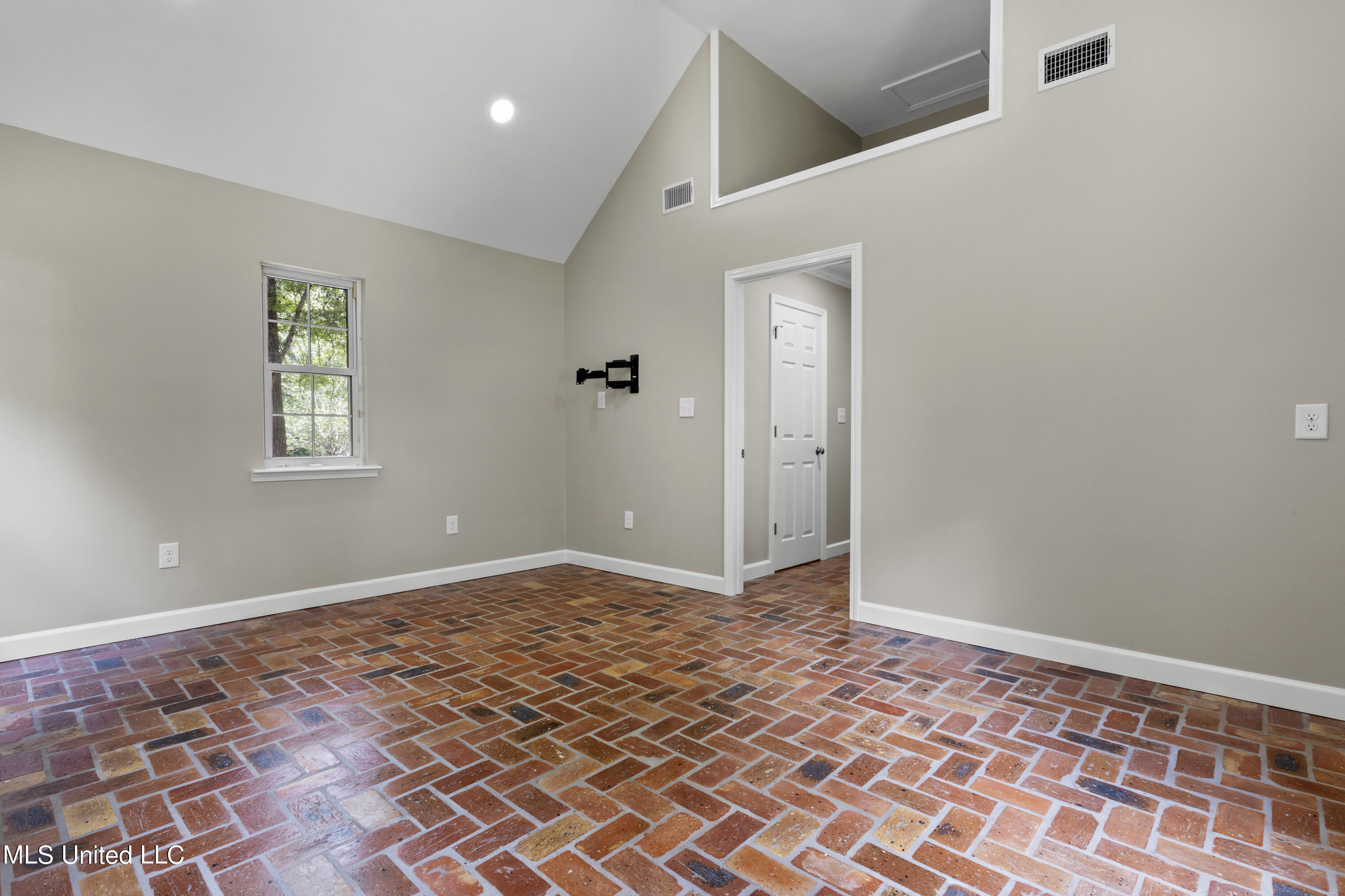 13505 Pine Road Ocean Springs, MS 39564 - Photo 27 of 48 028 (1)