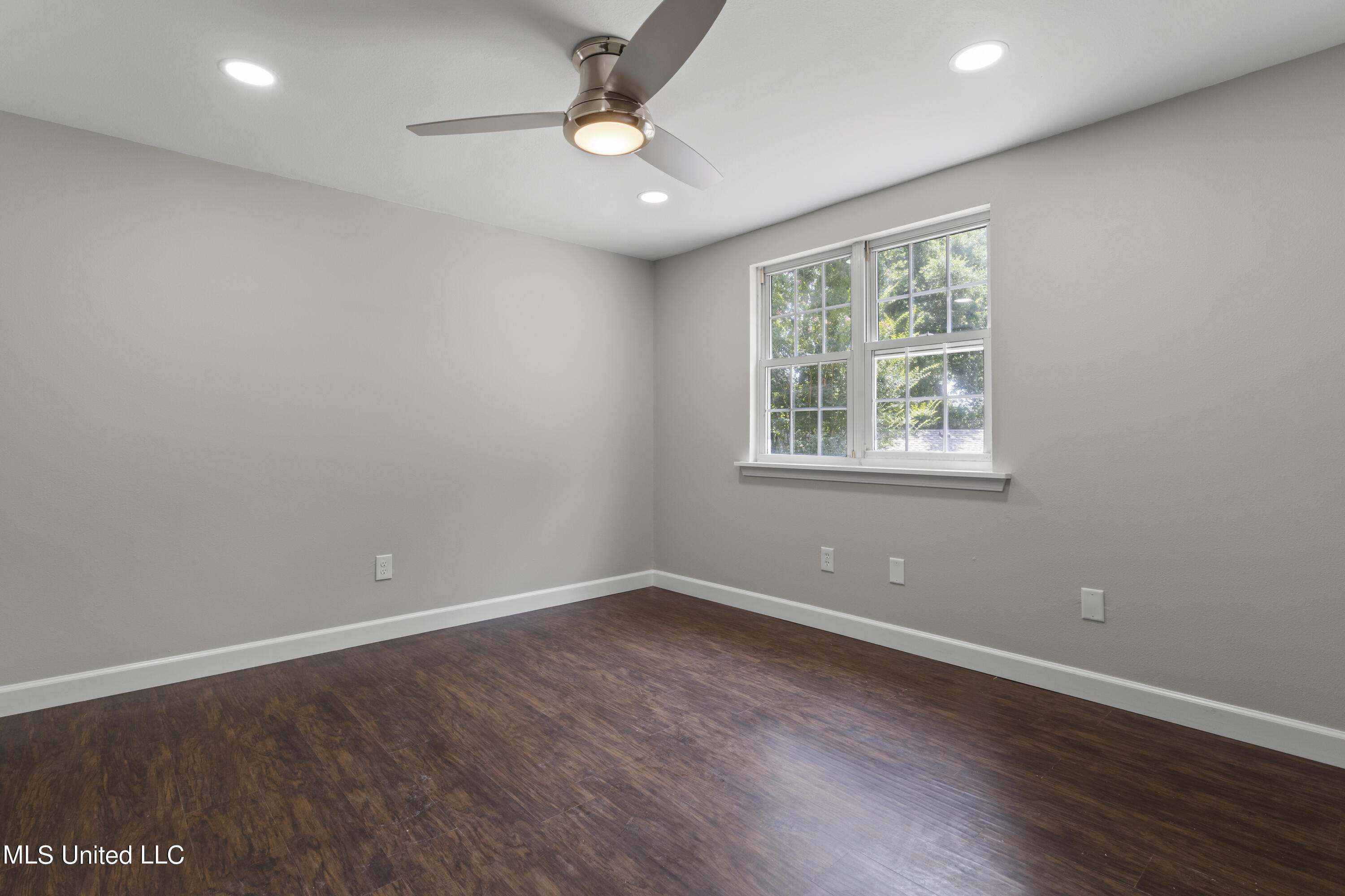 13505 Pine Road Ocean Springs, MS 39564 - Photo 32 of 48 033 (2)