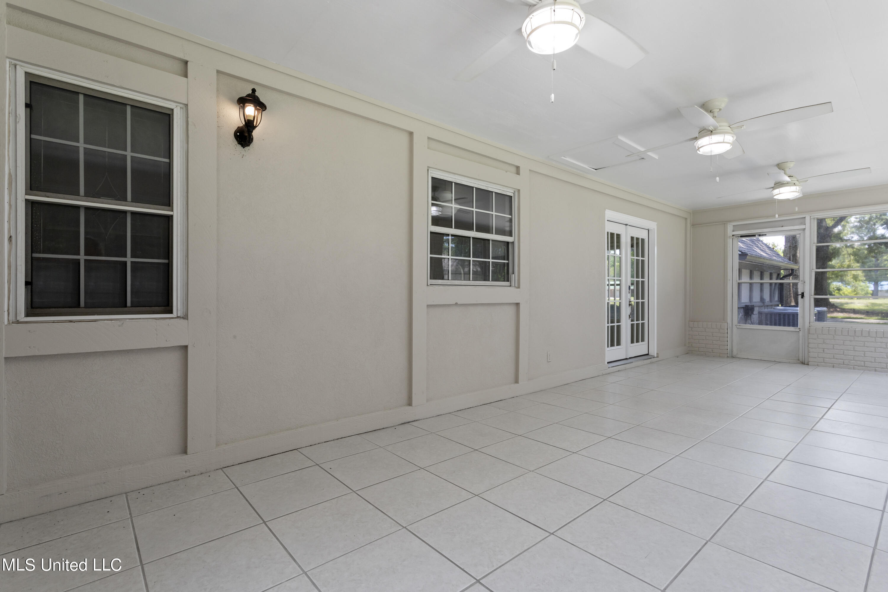 13505 Pine Road Ocean Springs, MS 39564 - Photo 36 of 48 037 (1)