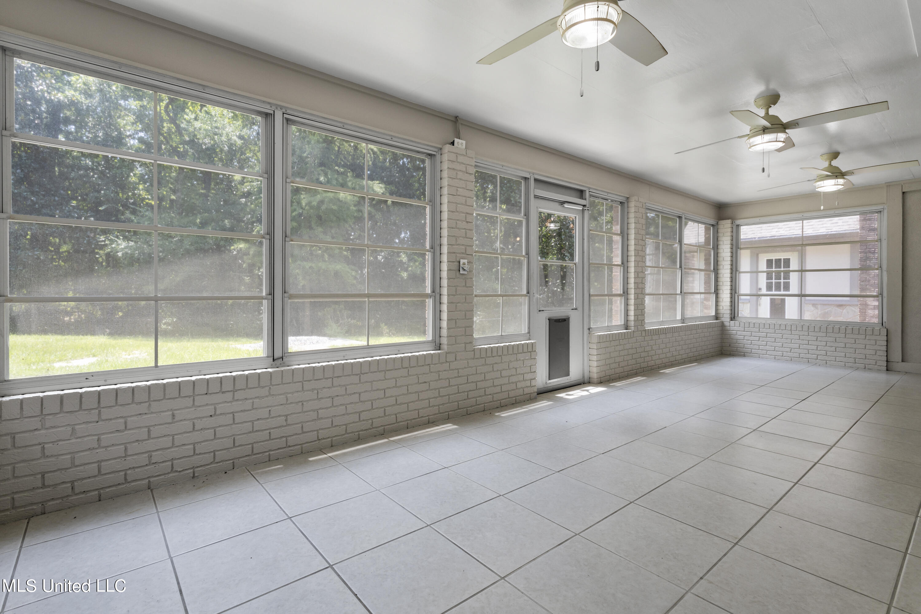 13505 Pine Road Ocean Springs, MS 39564 - Photo 37 of 48 038 (1)