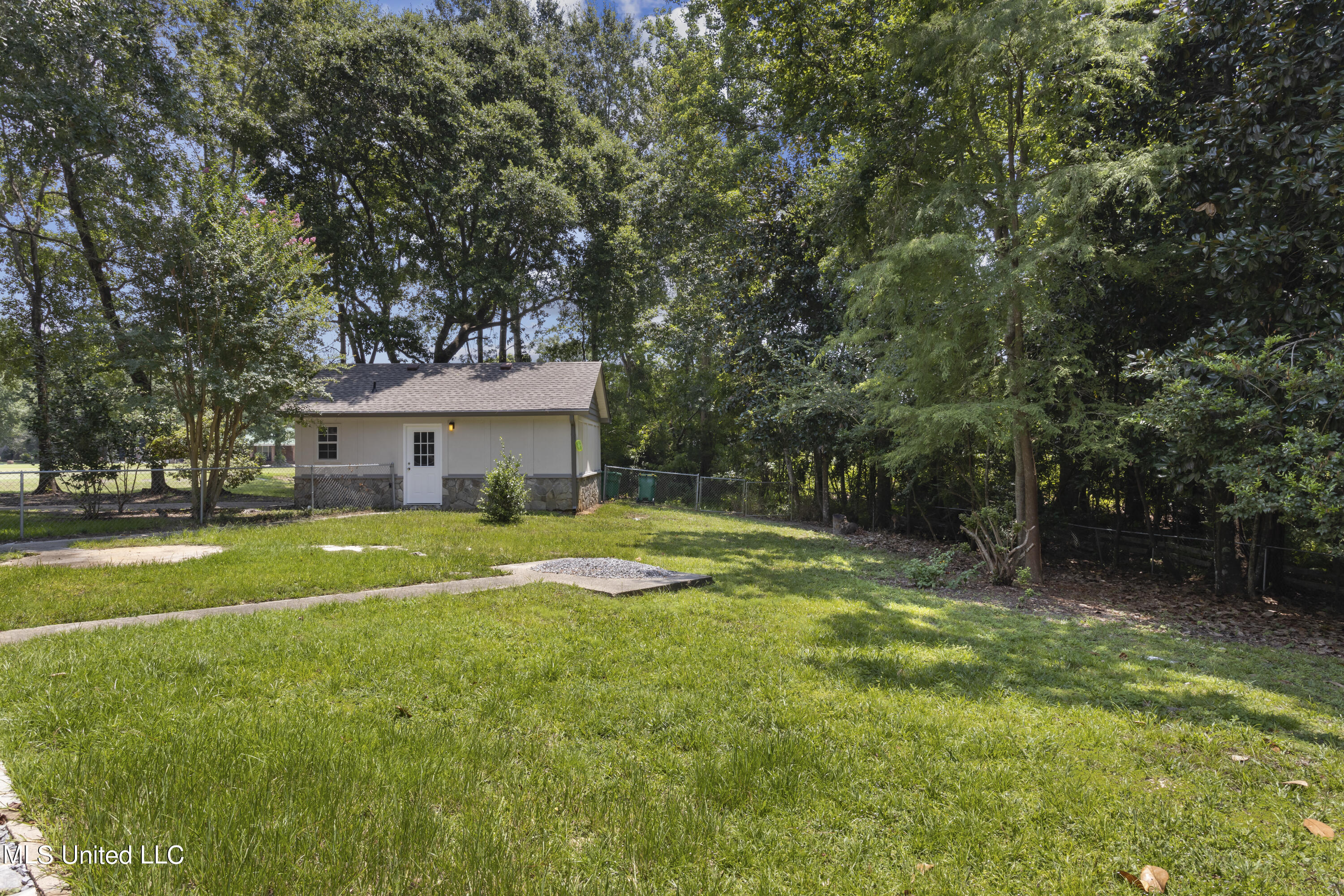 13505 Pine Road Ocean Springs, MS 39564 - Photo 41 of 48 042 (1)