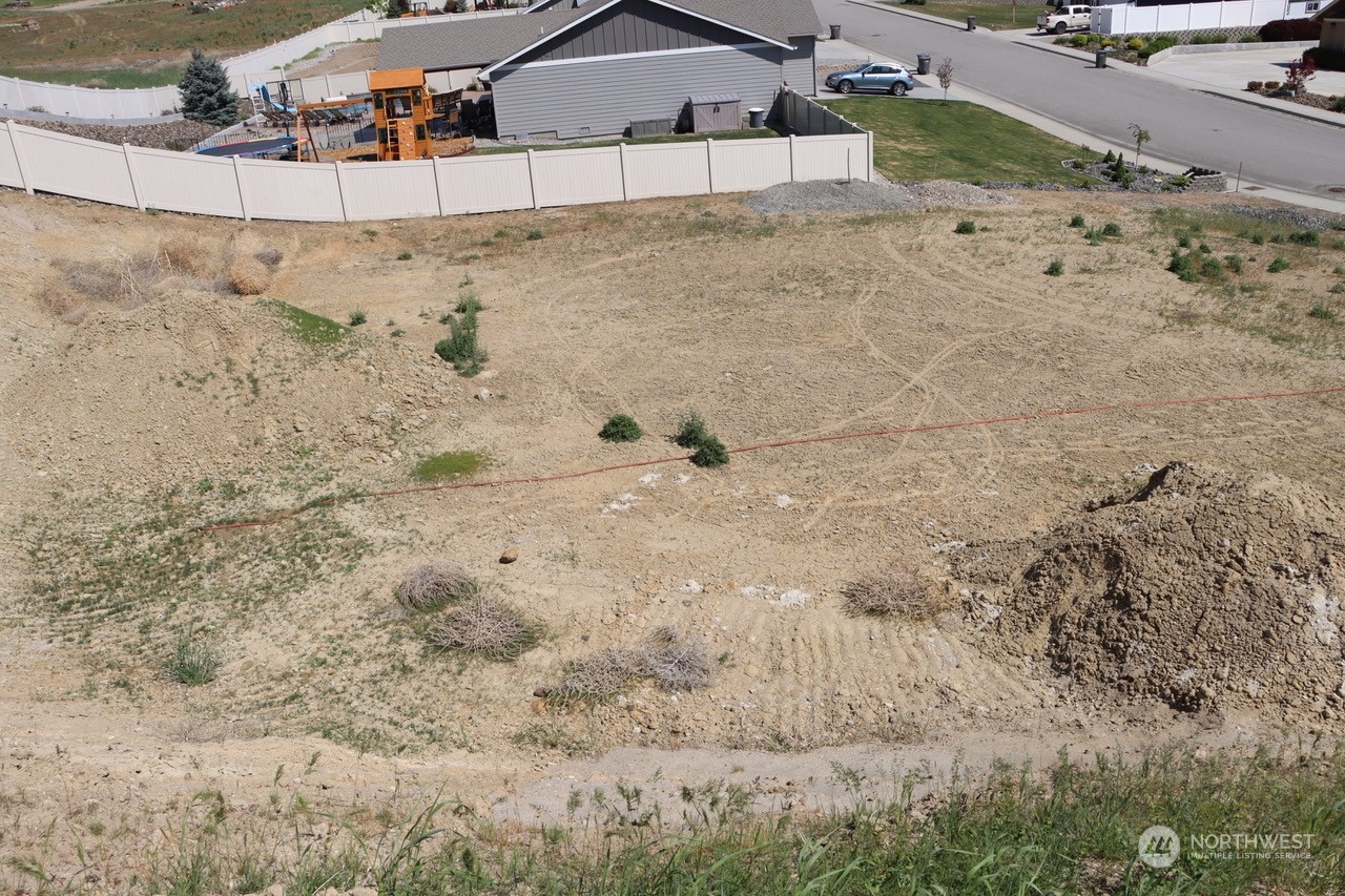 91 Sunny Meadows Loop Wenatchee, WA 98801 - Photo 5 of 17 a view of bathroom