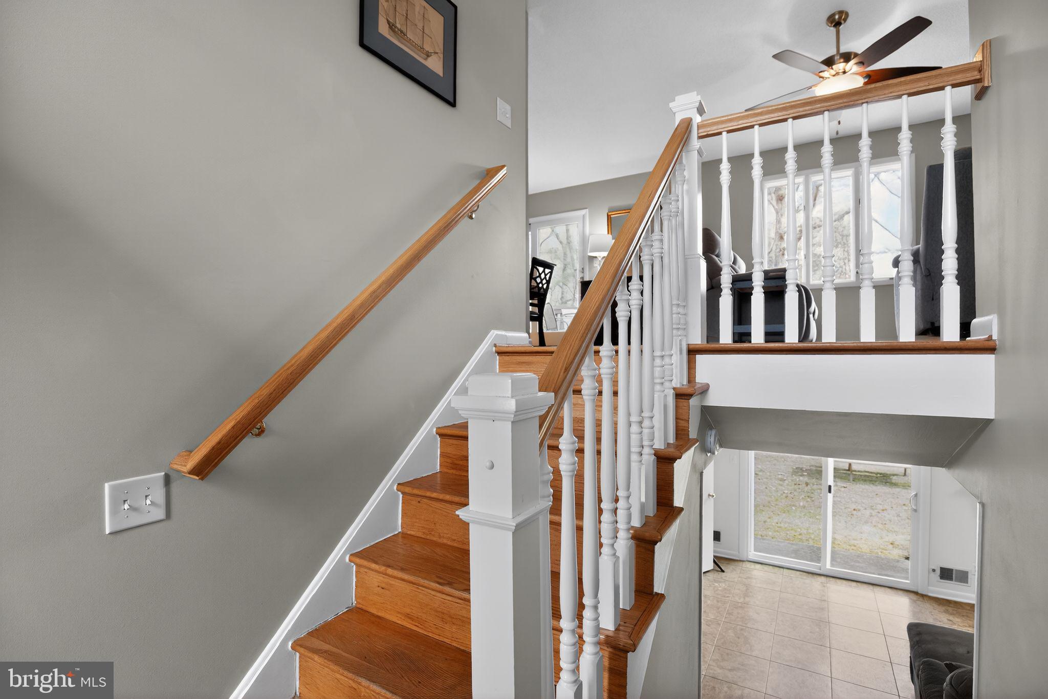 22394 White Oak Road Leonardtown, MD 20650 - Photo 4 of 32 entry to both levels