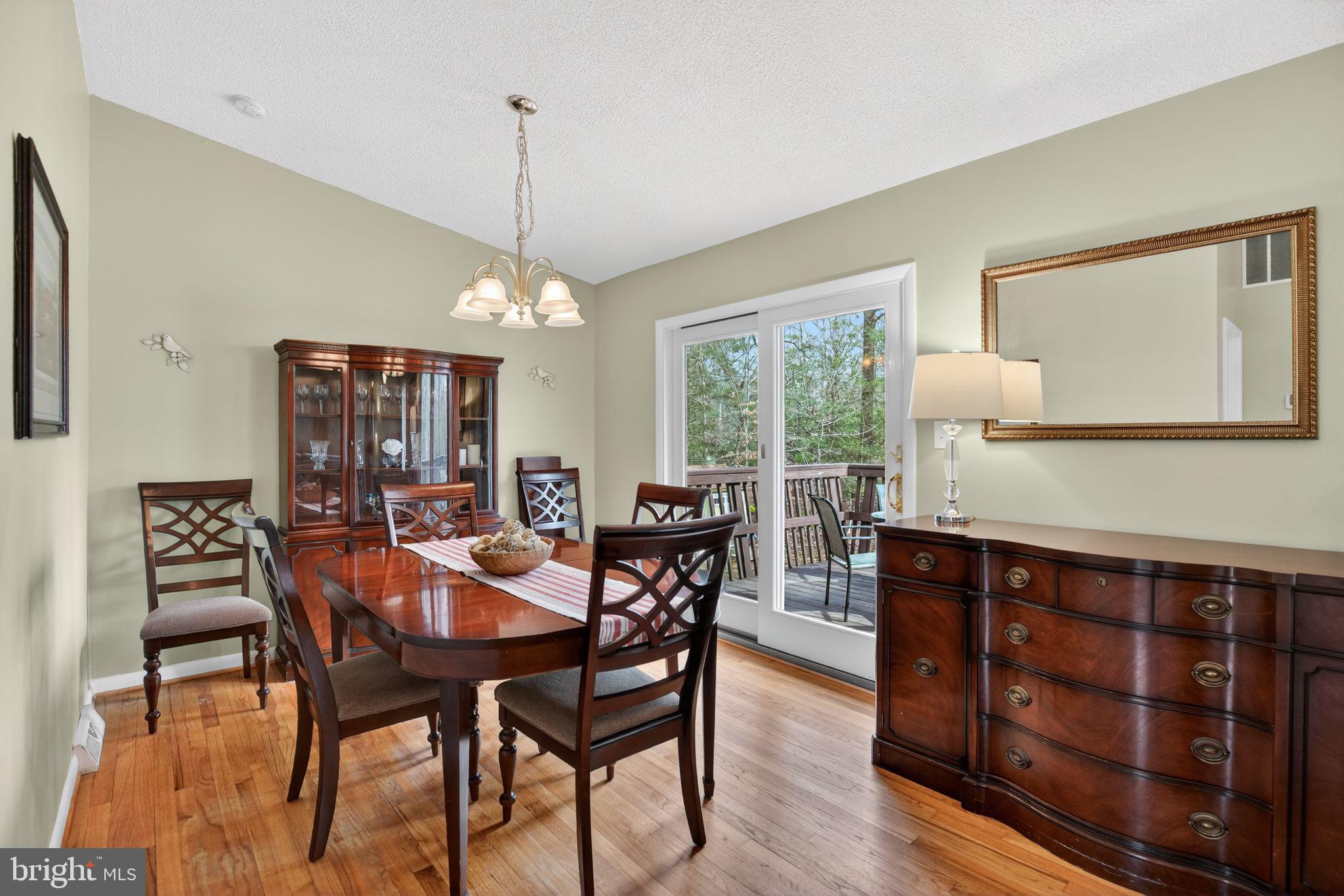 22394 White Oak Road Leonardtown, MD 20650 - Photo 8 of 32 dining area with access to deck & backyard