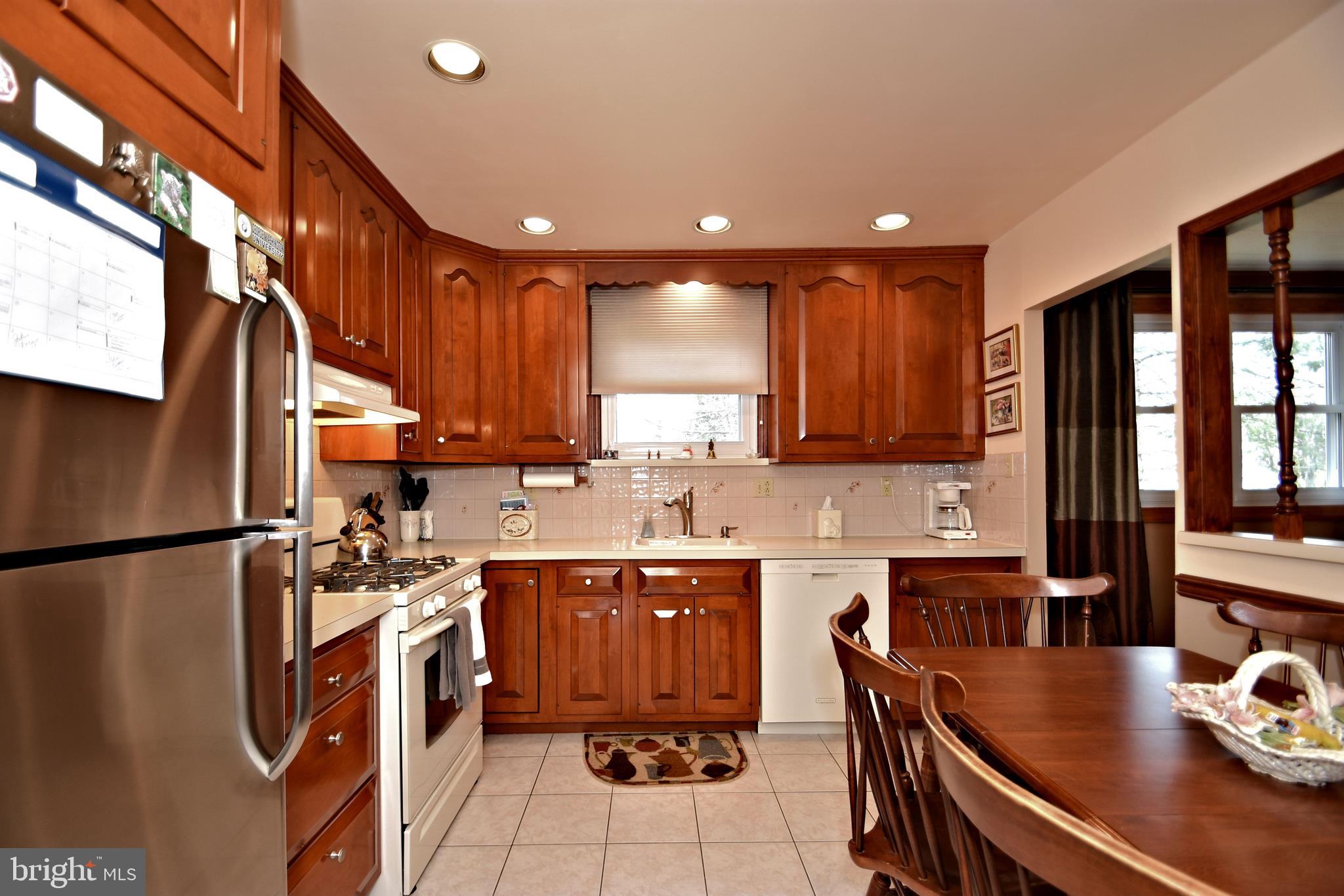 788 Longstreth Road Warminster, PA 18974 - Photo 14 of 44