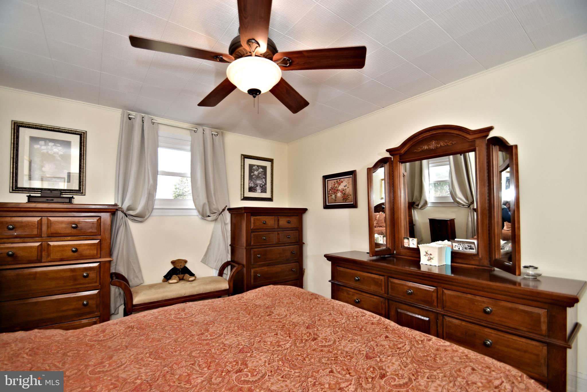 788 Longstreth Road Warminster, PA 18974 - Photo 19 of 44