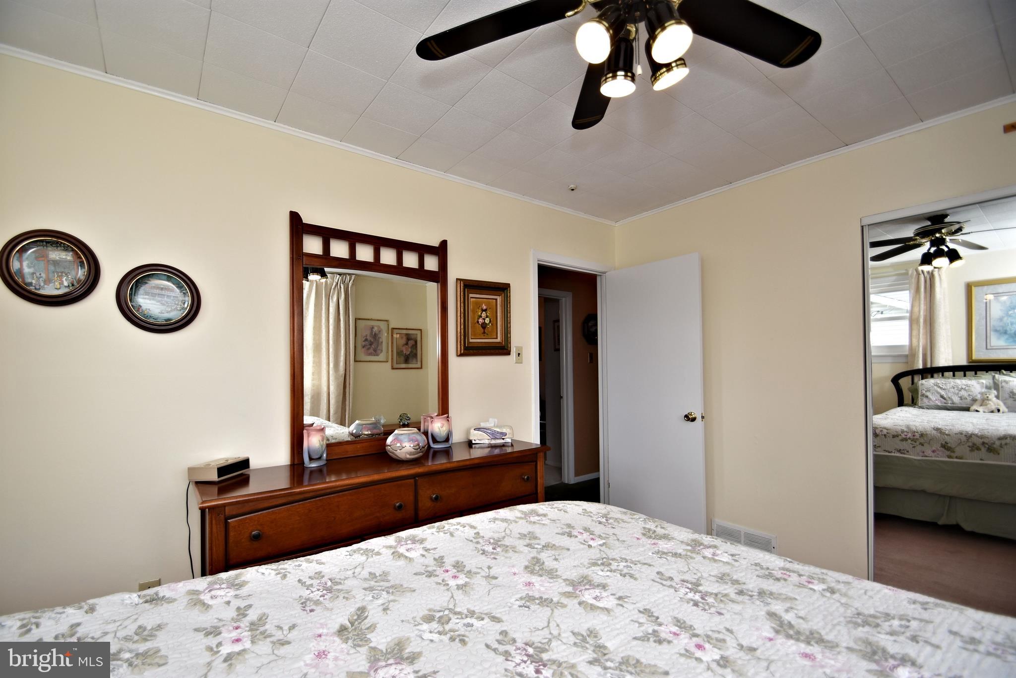 788 Longstreth Road Warminster, PA 18974 - Photo 23 of 44