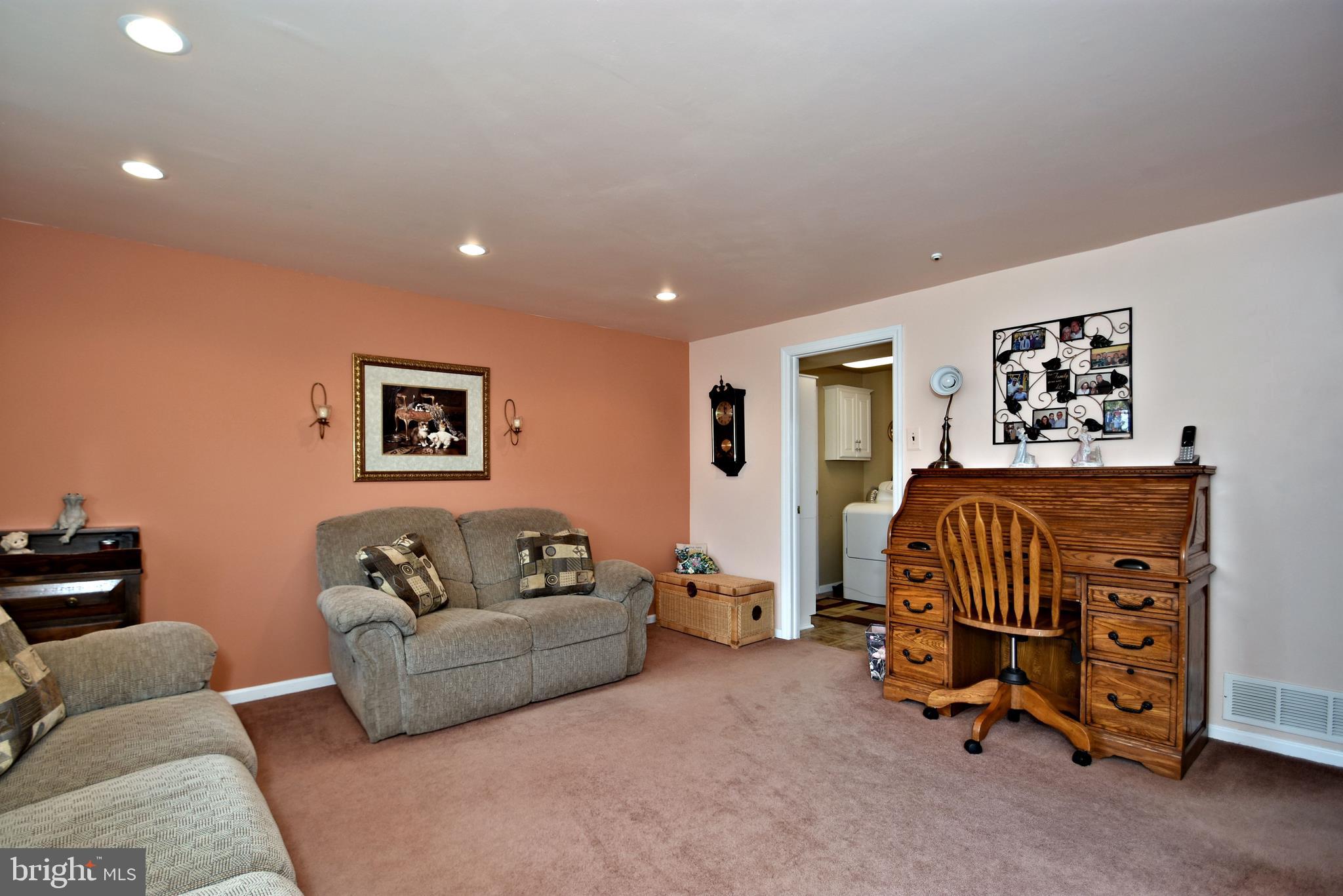 788 Longstreth Road Warminster, PA 18974 - Photo 29 of 44