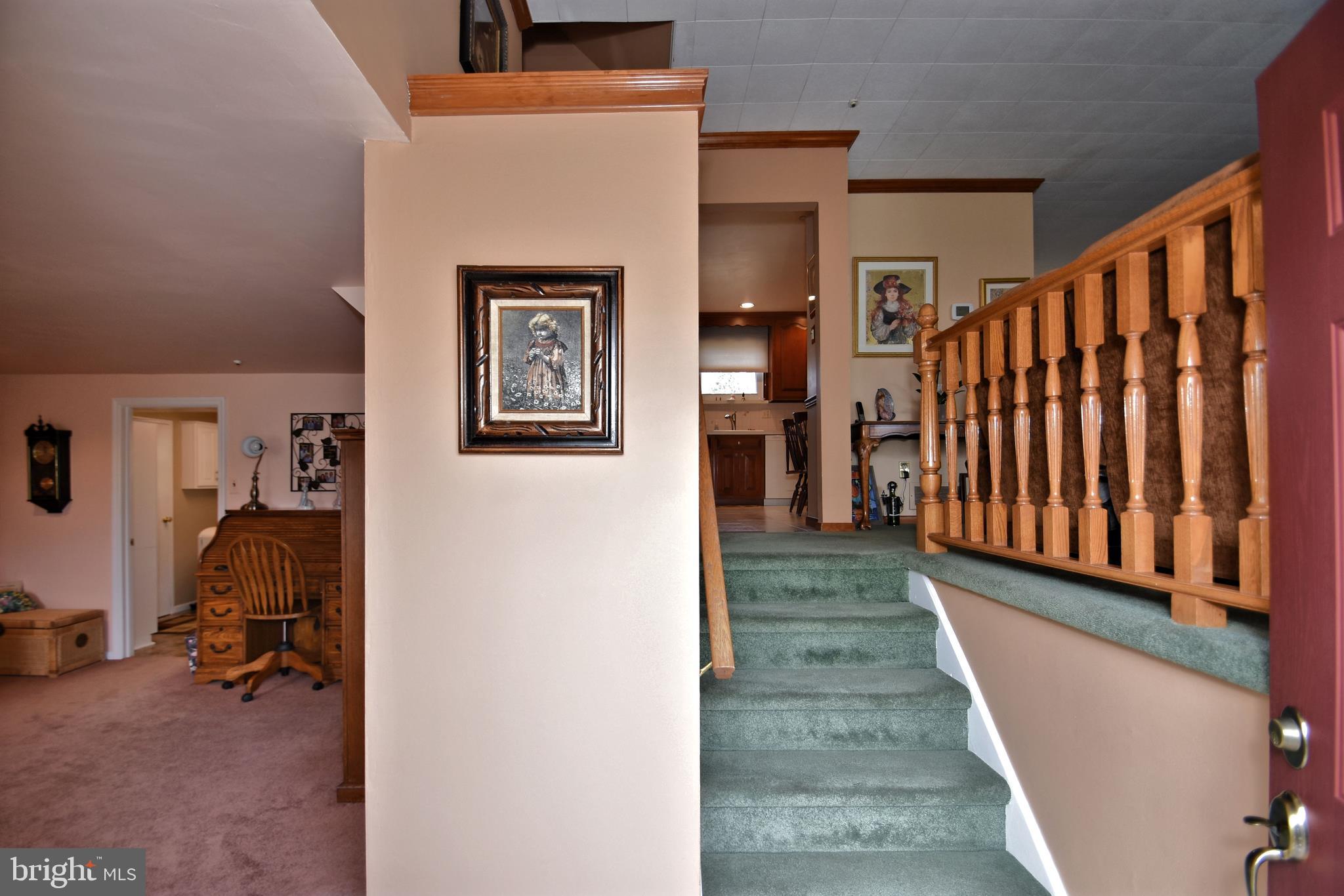 788 Longstreth Road Warminster, PA 18974 - Photo 4 of 44